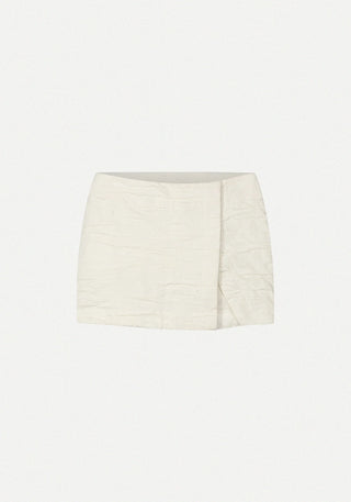 overlap mini skirt, les coyotes, wrap mini skirt, white mini skirt, overlap mini skirt
