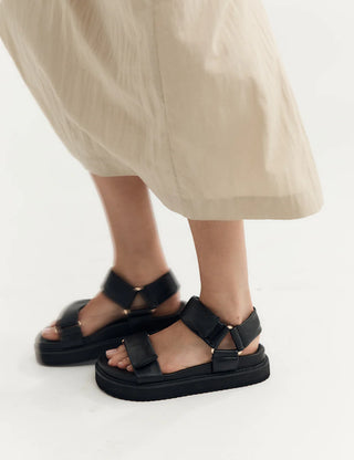 maja platform, la tribe, platform sandals, black platform sandals, two strap platform sandal, dressy sandall, supportive sandal
