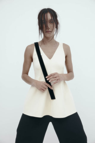 Lucinda Top, Bone