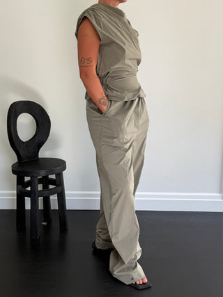 Tanaka Trouser, Shroom